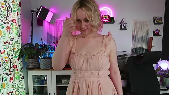 xzoeyryanx (T milf) - vibrator for 3 mins
