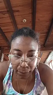 channeldelacroix (F milf) - OIL TITS