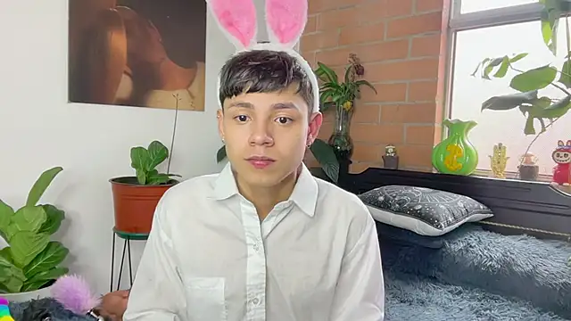 andy_belier23 (M twink) - super cum show