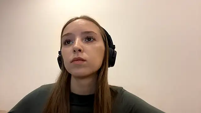 tanjabrounson (F teen) - kiss for u