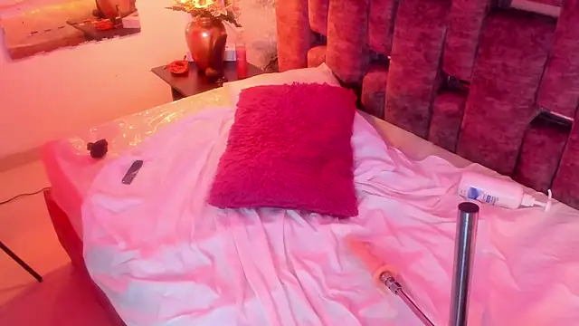 scarletblondie - ScarletBlondie's free webcam - UK Sex Cams