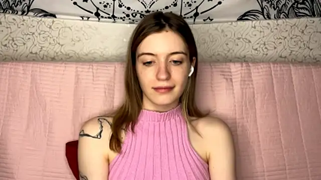 shining_robi - Shining_Robi's free webcam - UK Sex Cams