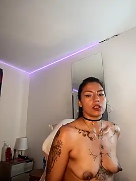 samathamay - SamathaMay's free webcam - UK Sex Cams