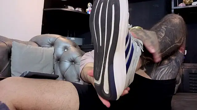 matteosantos - Matteosantos's free webcam - UK Sex Cams