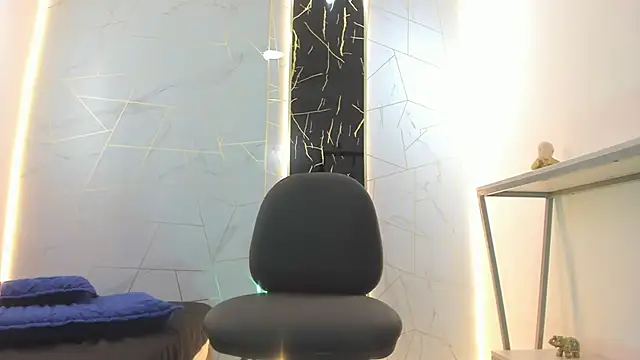 cloeandtyfanny - Cloeandtyfanny's free webcam - UK Sex Cams