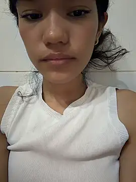 emycarver09 - Emycarver09's free webcam - UK Sex Cams