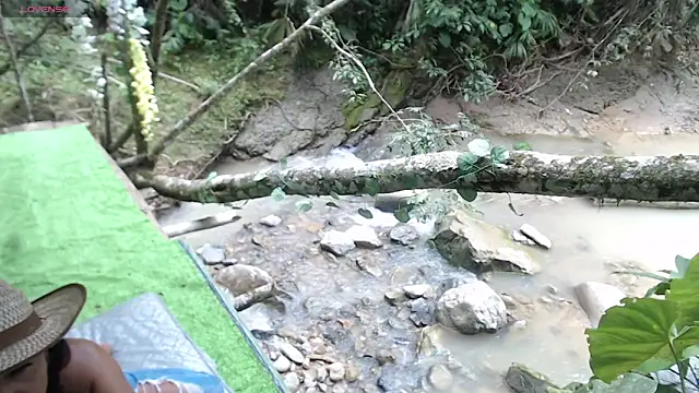 esmeralda_li - Esmeralda_li's free webcam - UK Sex Cams