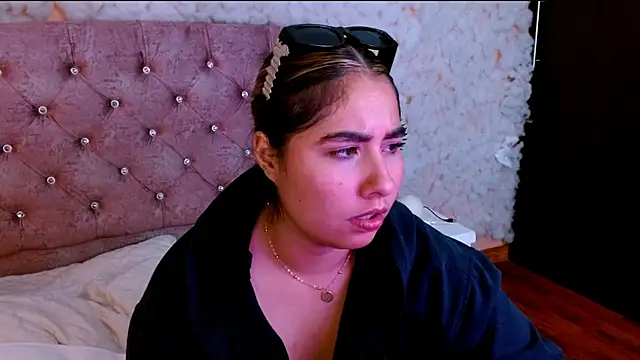 sofiazaf_ (F young) - for each token a spanking 🔥