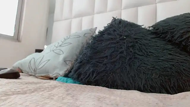 sofiia_vega_ - Sofiia_Vega_'s free webcam - UK Sex Cams