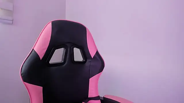 arianna_jannes (F young) - striptis