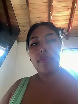 Webcam Model (emmyjhonson07) is live