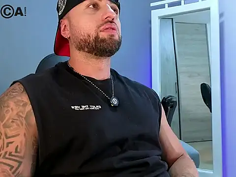 owenmaximus814 - OwenMaximus814's free webcam - UK Sex Cams