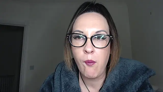 humiliatrixxxx - Humiliatrixxxx's free webcam