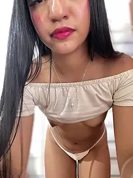 Webcam Model (Daniela_Pink)  is live.Free join now!