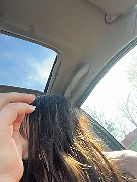 urpuppymoon (F young) - SUCK DILDO ON STRANGERS CAR 💦