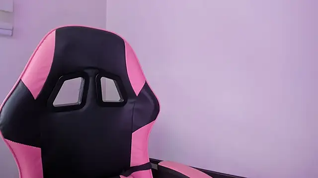 arianna_jannes (F young) - striptis