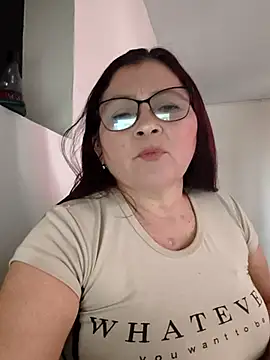 Webcam Model (marfil_milf) is live