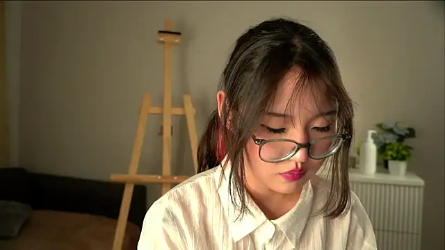 nellemihalko - NelleMihalko's free webcam - UK Sex Cams