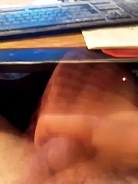 chrisdic27 - Chrisdic27's free webcam - UK Sex Cams