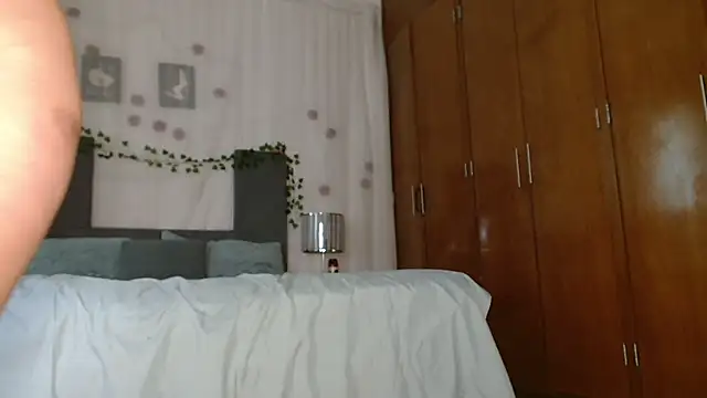 3littles (F young) - squirt for my Zandra zoom