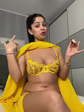 _adelle's Stripchat show and profile