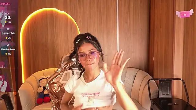 alina_b_ (F young) - whip ass with paddle