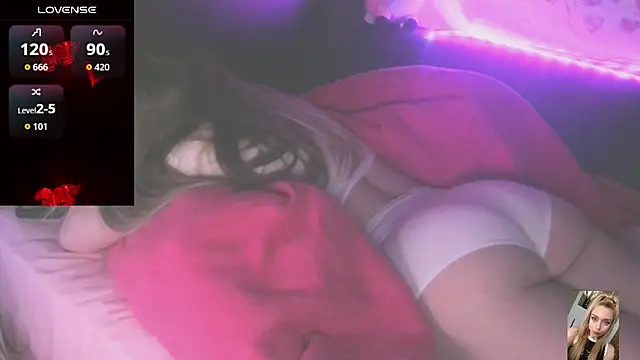 blondiewithanass - Blondiewithanass's free webcam - UK Sex Cams