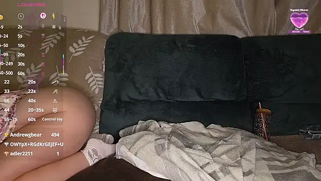 freyadivine - Freyadivine's free webcam