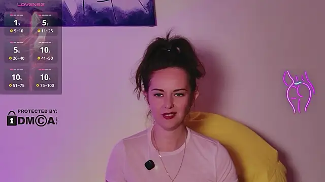 witch_in_velvet - Witch_in_Velvet's free webcam - UK Sex Cams