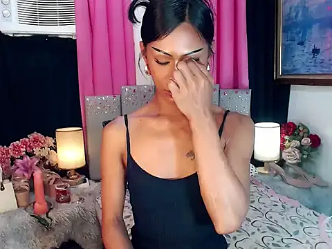 tarah_mc_actressex (T teen) - I want to feel your love and support