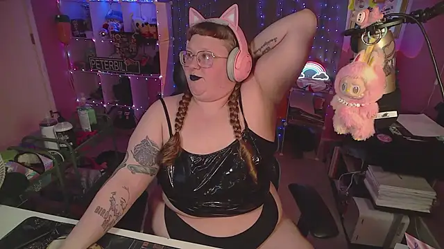 fatveronica - FatVeronica's free webcam