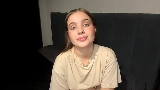 lowriseziziphus - LowriseZiziphus's free webcam