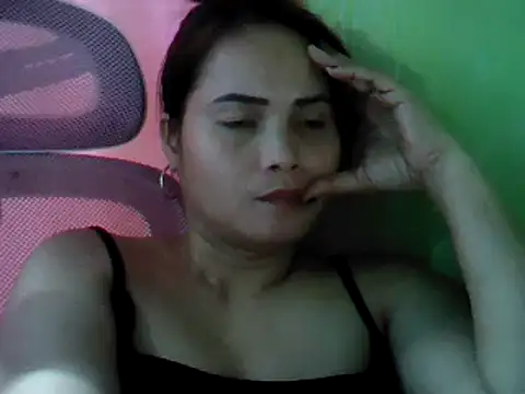 ashlylove25 - Ashlylove25's free webcam - UK Sex Cams