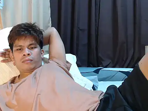 cumwhat_me (M young) - lets have some fun .