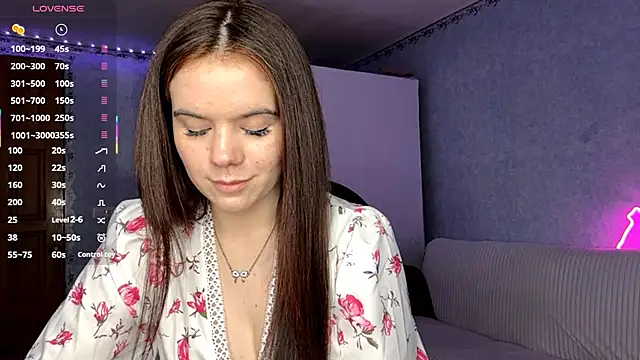 lia_rise - Lia_rise's free webcam