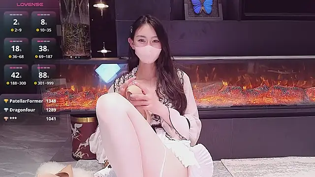 美女Anan-077在线直播