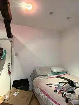 Webcam Model (AliceDx)  is live.Free join now!