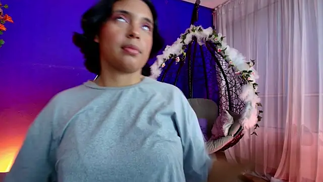 emmapark_ (F young) - Cream massage + Pinch nipples