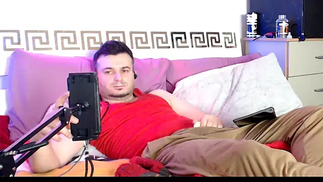 iuligruia69 - Iuligruia69's free webcam - UK Sex Cams