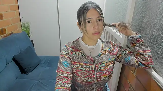 penelope47 (F milf) - naked dance and oil