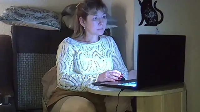 ellajohnsonx - EllaJohnsonX's free webcam - UK Sex Cams