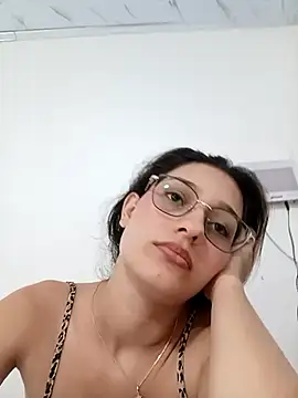 Ary-18 live sex cam
