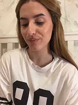 AriaAdda from StripChat is Freechat