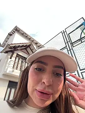 caralella - Caralella's free webcam - UK Sex Cams