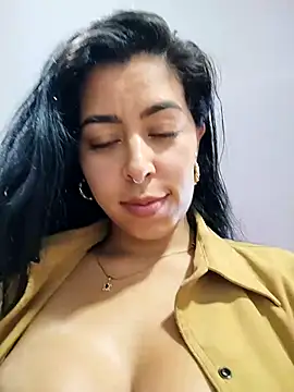luianna - Luianna's free webcam