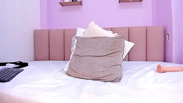 sam_doll_ - Sam_doll_'s free webcam - UK Sex Cams