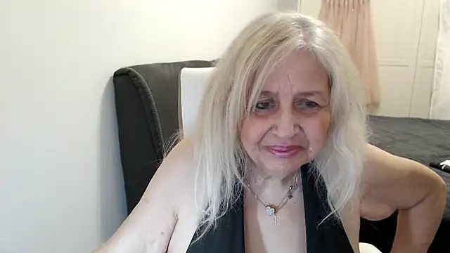 susilifexxx (Ask my age) - pussy time