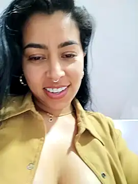 luianna (F young) - Make me horny  😈🤤😈🤤😈🤤