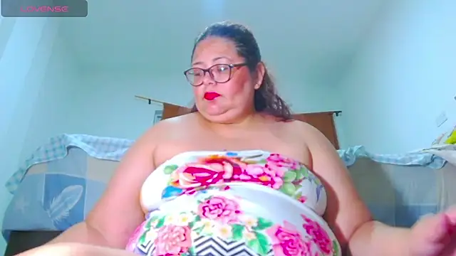 ashelymalefica - Ashelymalefica's free webcam