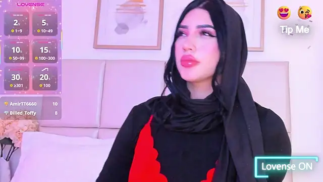 taylorsmiiith_ (F young) - squir remover hijad